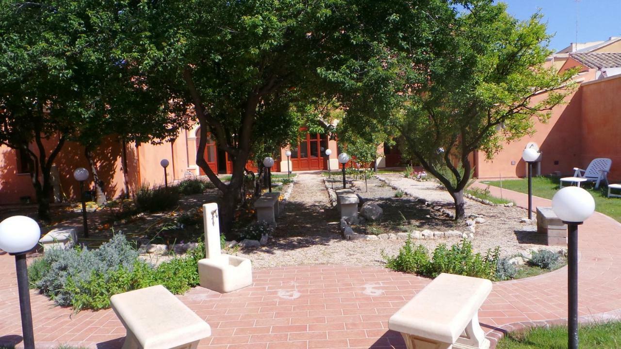 B&B Antica Villa Quartu Sant'Elena Exterior photo