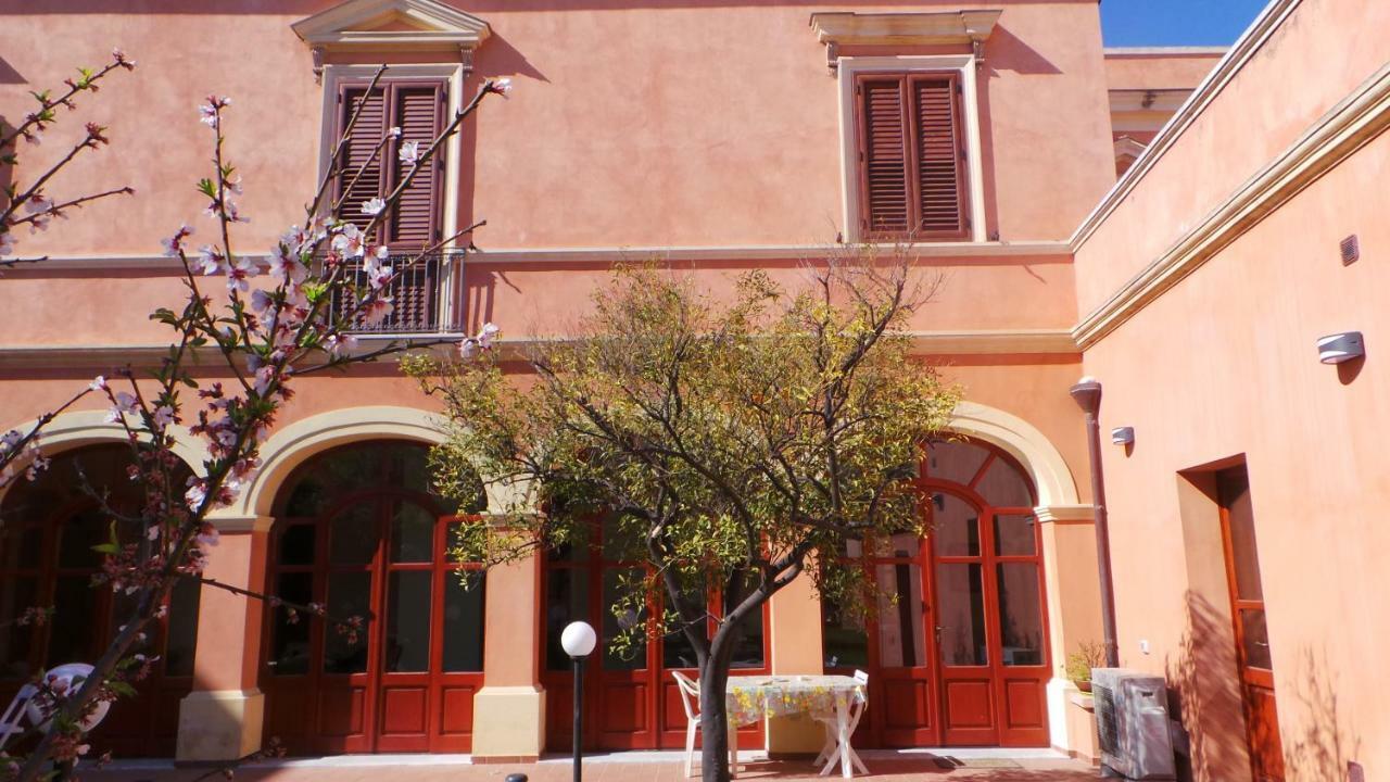 B&B Antica Villa Quartu Sant'Elena Exterior photo