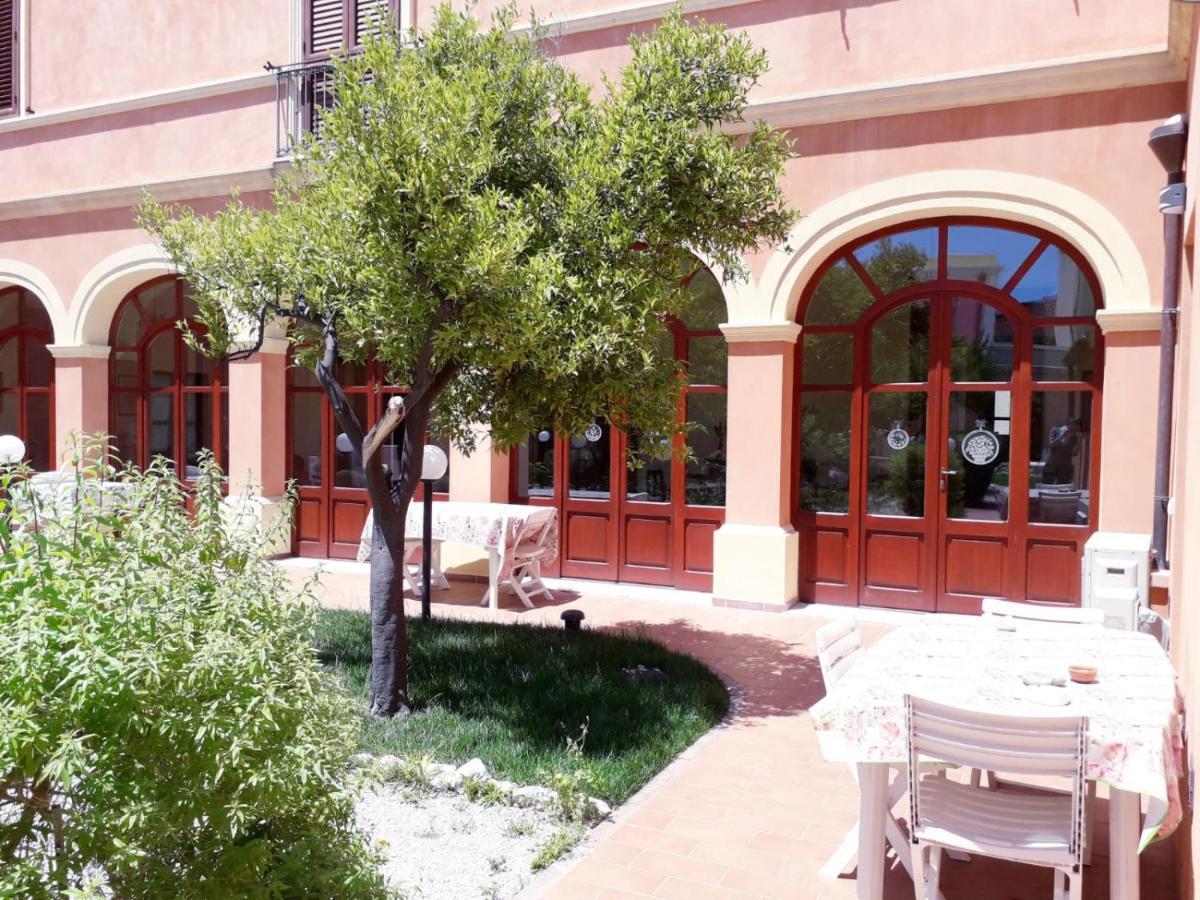B&B Antica Villa Quartu Sant'Elena Exterior photo